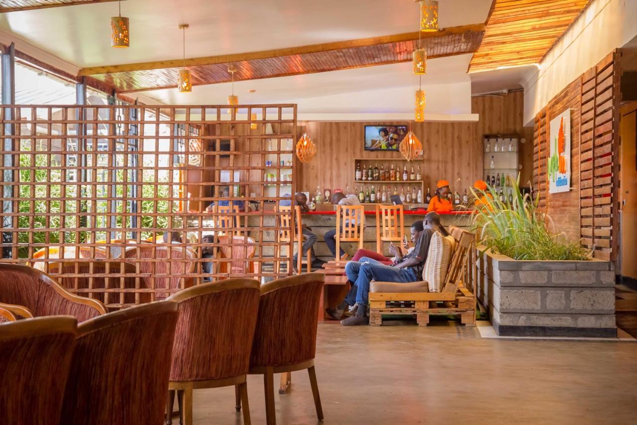 Maple Inn Hotel Nairobi Buitenkant foto