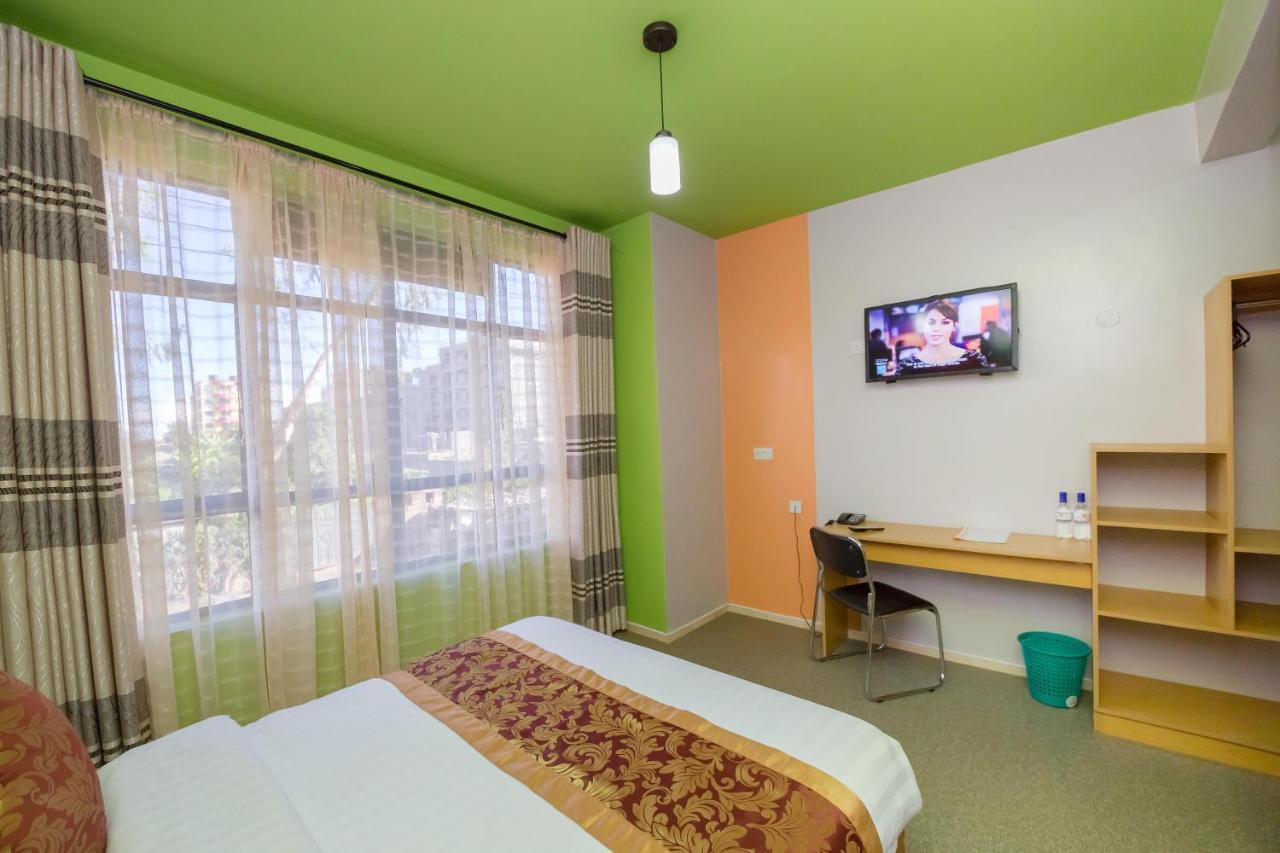 Maple Inn Hotel Nairobi Buitenkant foto